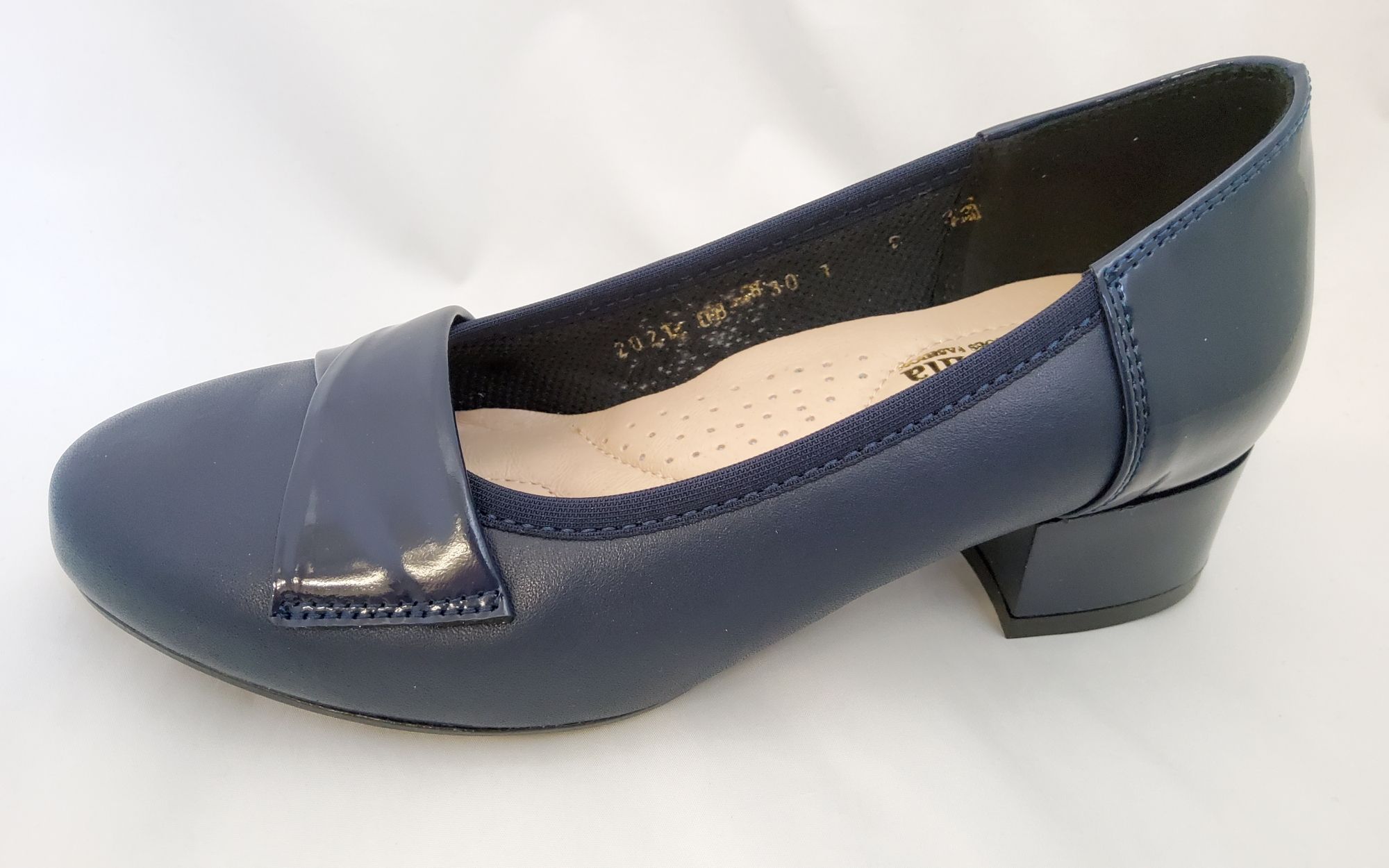 női elegáns bőr cipő AF-830 GRANAT+LAK