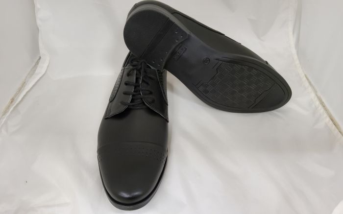 alkalmi férfi bőrcipő 135 czarny (fekete) large