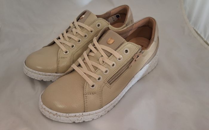 Női sportos bőr cipő AF-1499 Beige large