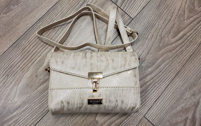 Női válltáska  BAG2290-M23 arany  large