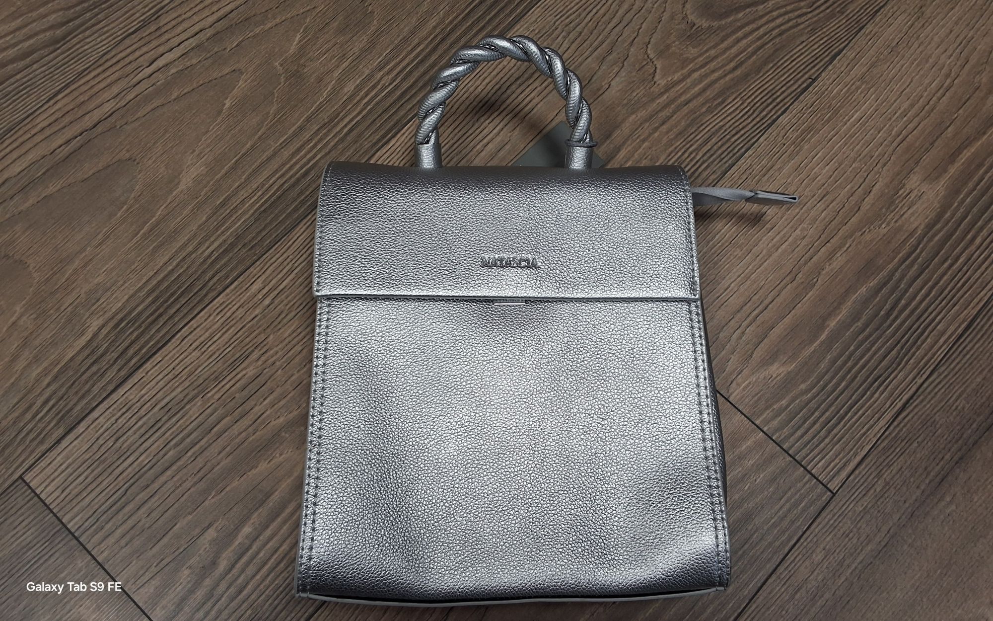 Divat hátizsák NT7163 SILVER