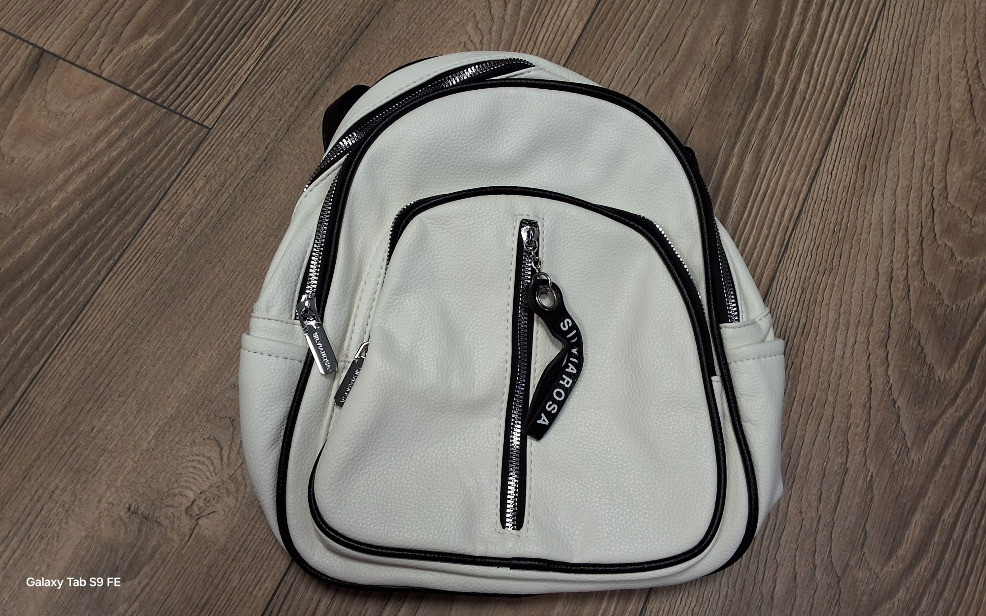 Divat hátizsák SR7065-1 WHITE