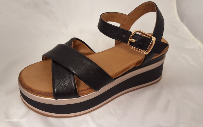 INUOVO női nyári szandál 5IN A98018 BLACK large
