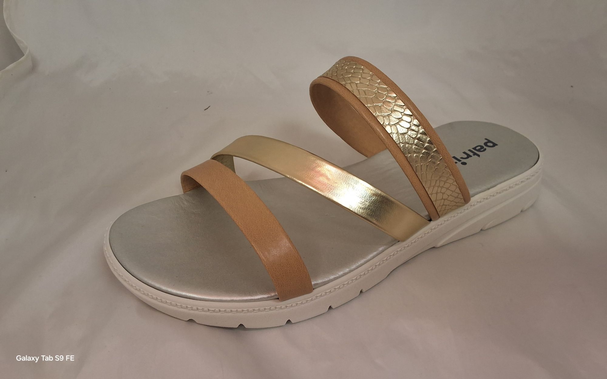 Női papucs P84 beige