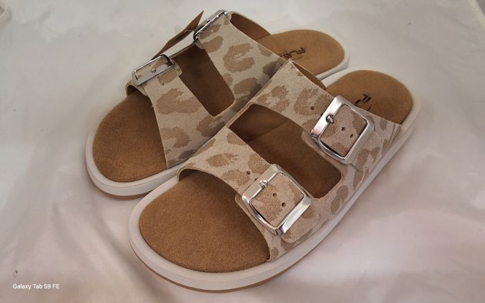 Női bőr papucs BD 50 beige large