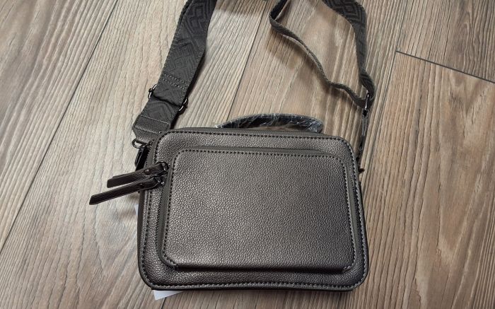 Női válltáska, crossover jellegű test táska LX2629 SILVER GREY large