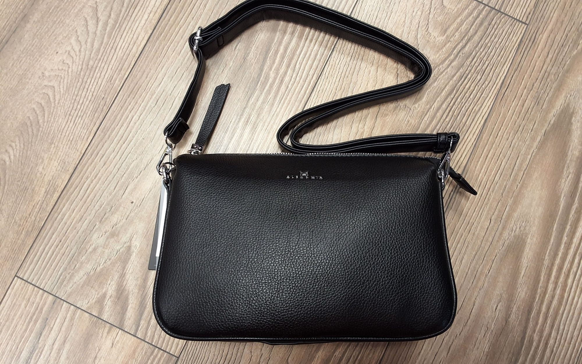 Női válltáska, crossover jellegű test táska CD-8539 BLACK