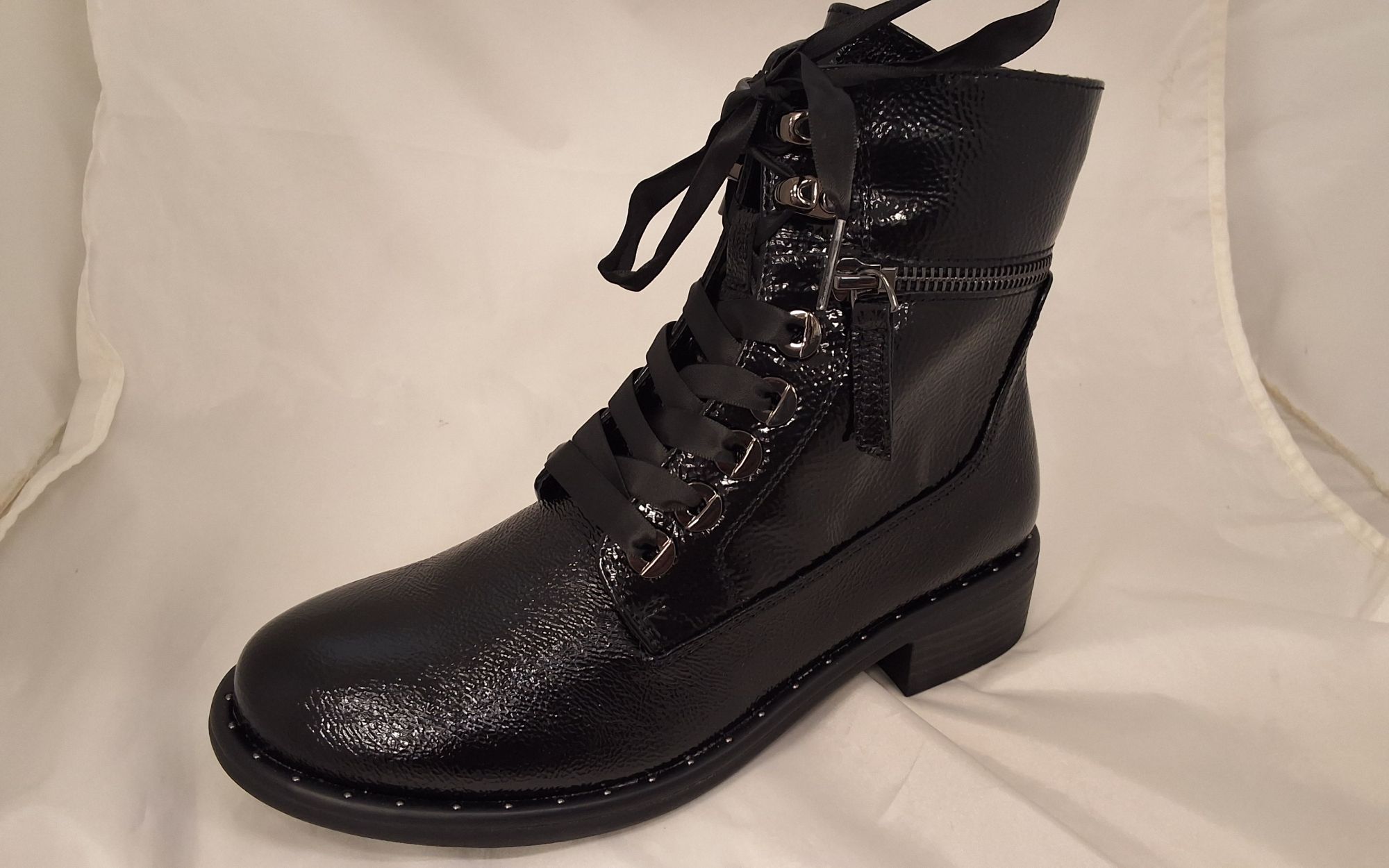 REGARDE Női bőr bakancs ROXANA-04 2800 fekete