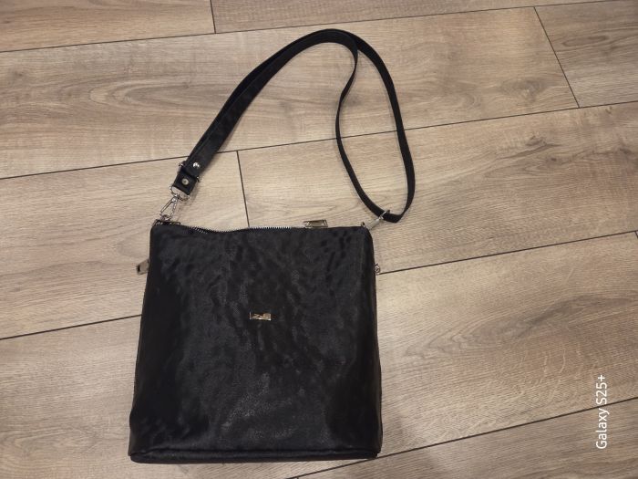 Női divat táska ZVN23015 fekete large