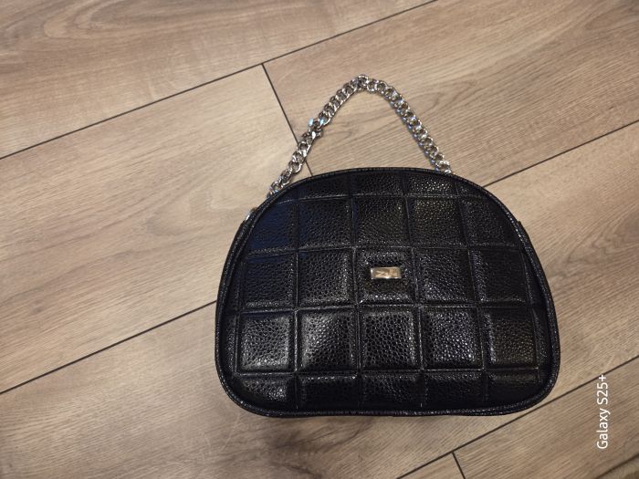 crossover jellegű test táska  ZVN 22025 fekete lakk large