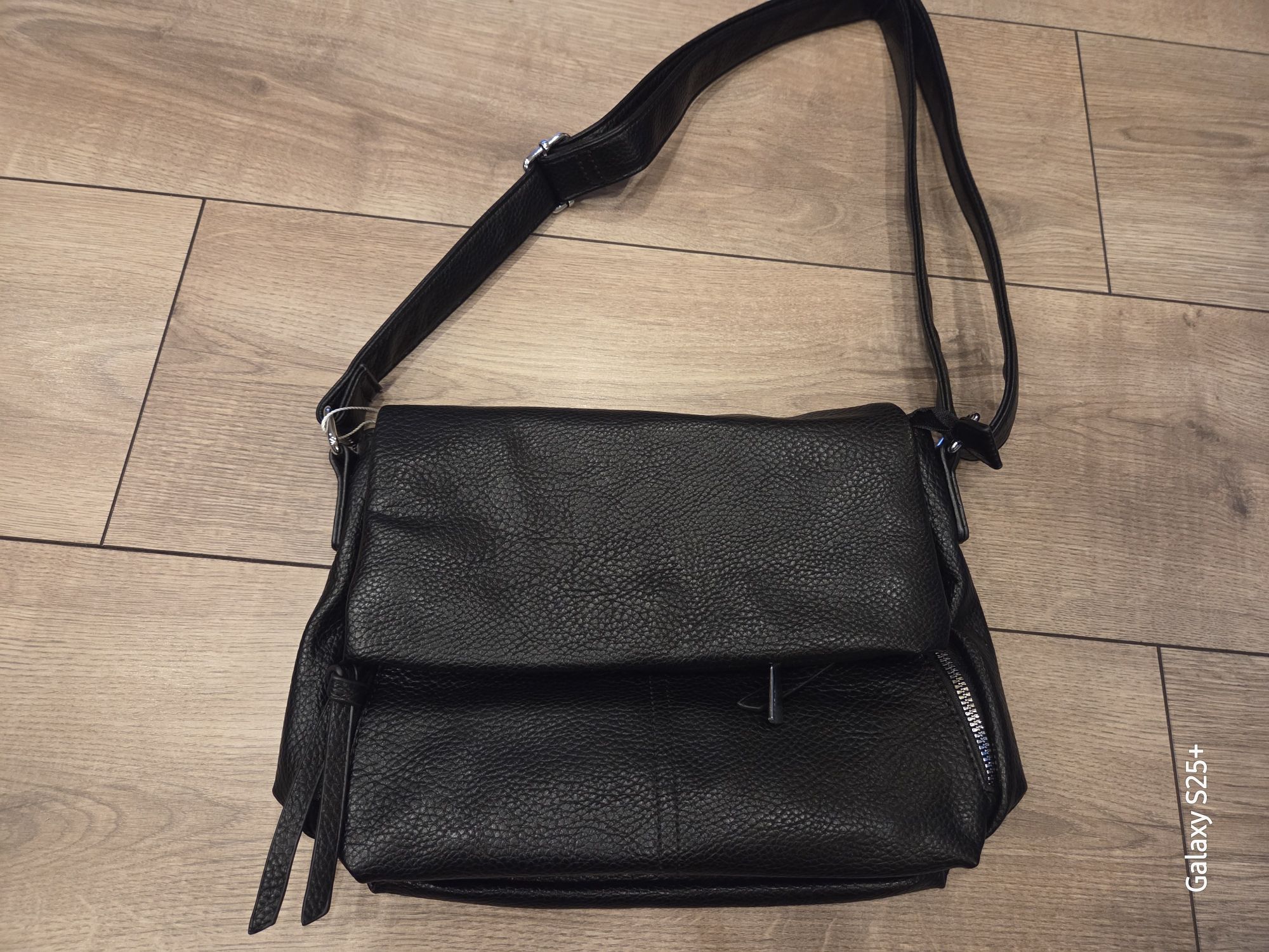 Női divat táska LX 2786  fekete