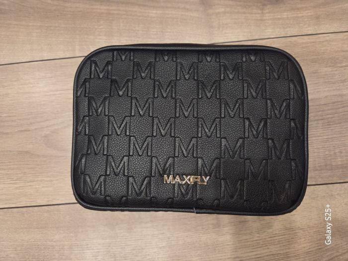 crossover jellegű test táska  M2209 Fekete large