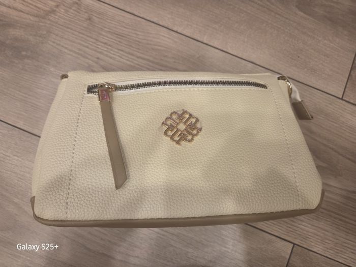 crossover jellegű test táskaBAG1540-M00 Krém-Bézs large