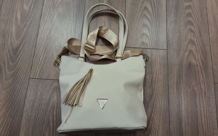 Női válltáska, crossover jellegű test táska 24167 bézs large