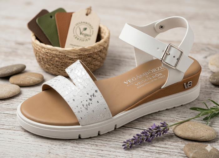 Női nyári szandál LV50P  fehér-ezüst large