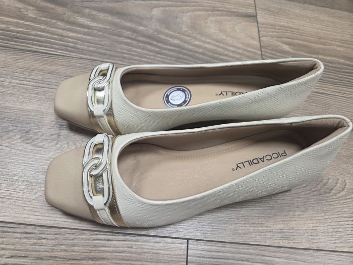 PICCADILLY elegáns női félcipő 160106-2 bézs large