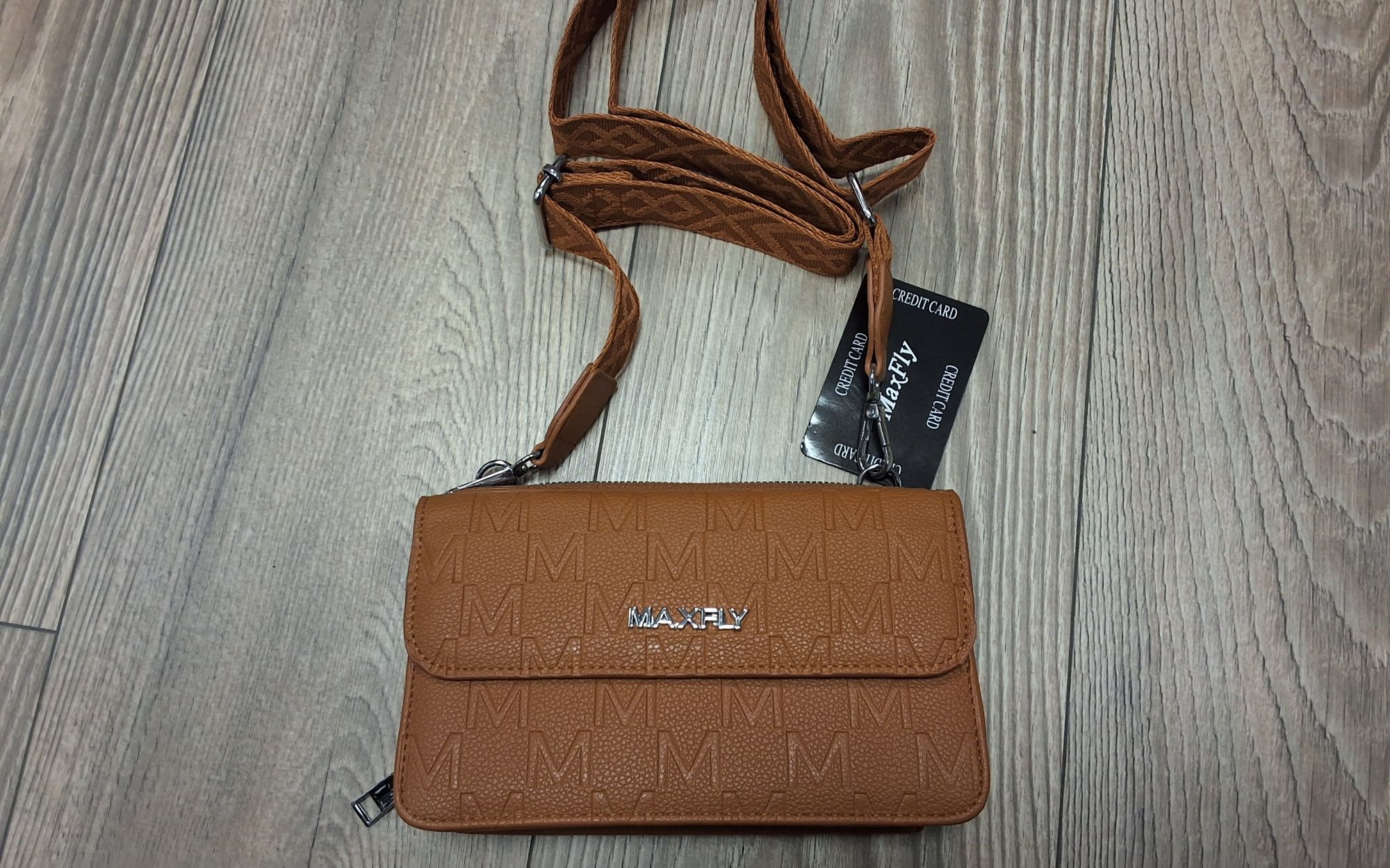 crossover jellegű test táska MF-Y330 brown