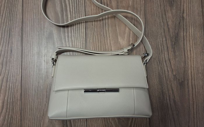 Válltáska, crossover jellegű test táska CD 9700 beige large