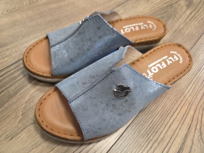 Női bőr papucs 36 H68 5G light blue large