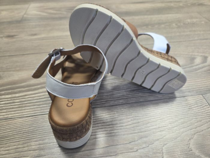 Női nyári bőr szandál 030.344.3064 white-coconut large