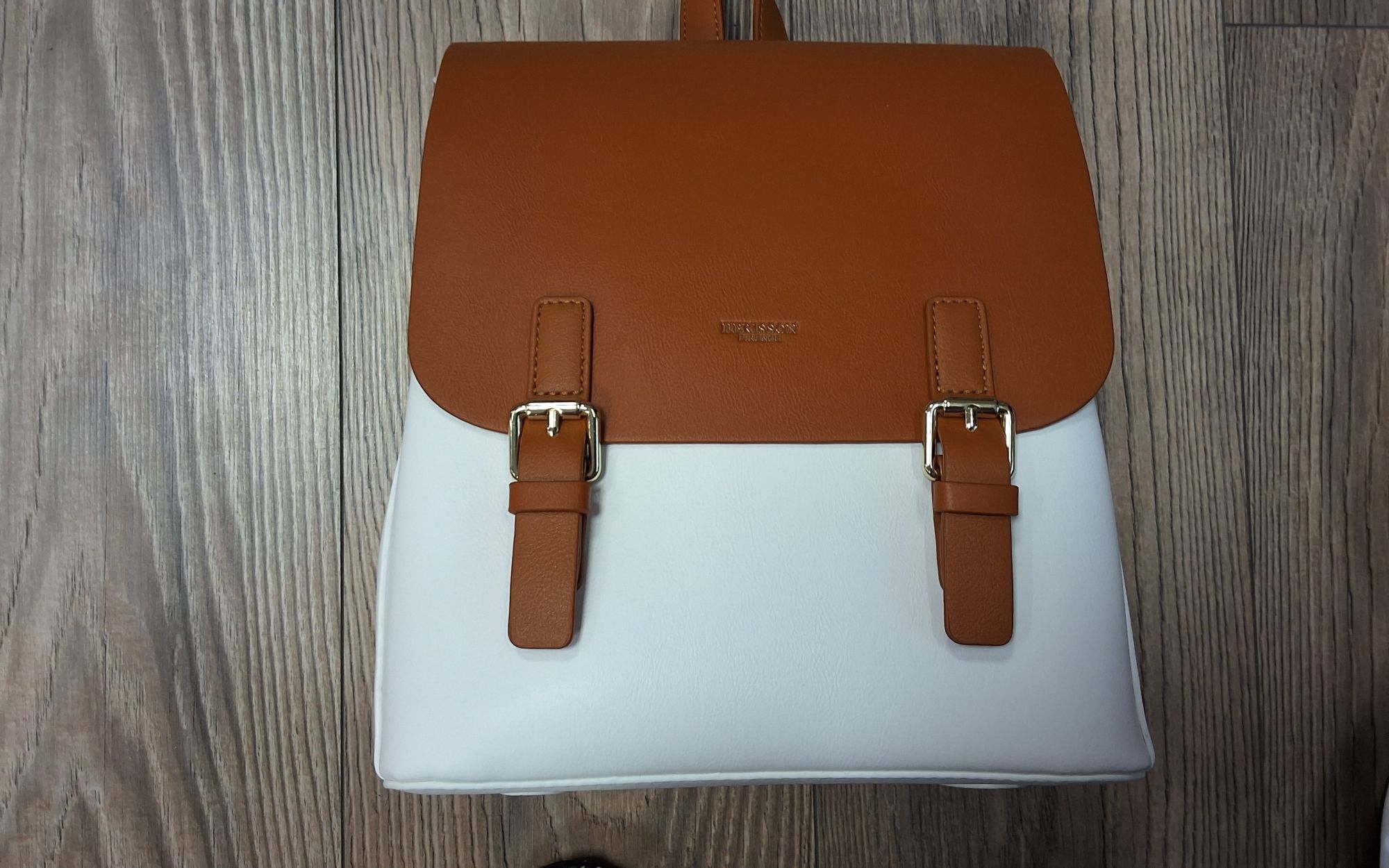 Divat hátizsák 225H6049 WHITE
