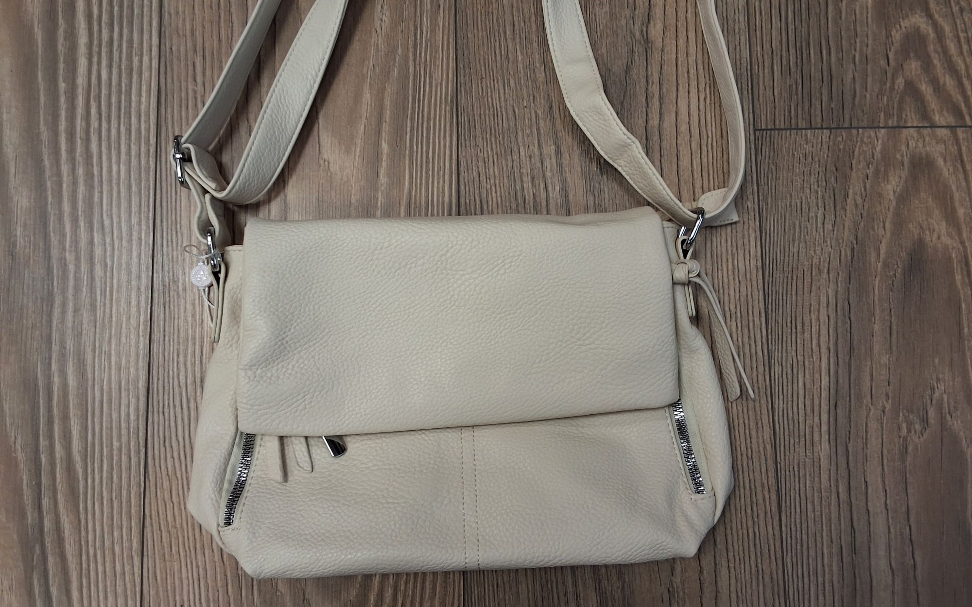 Válltáska, crossover jellegű test táska LX2786 CREAM