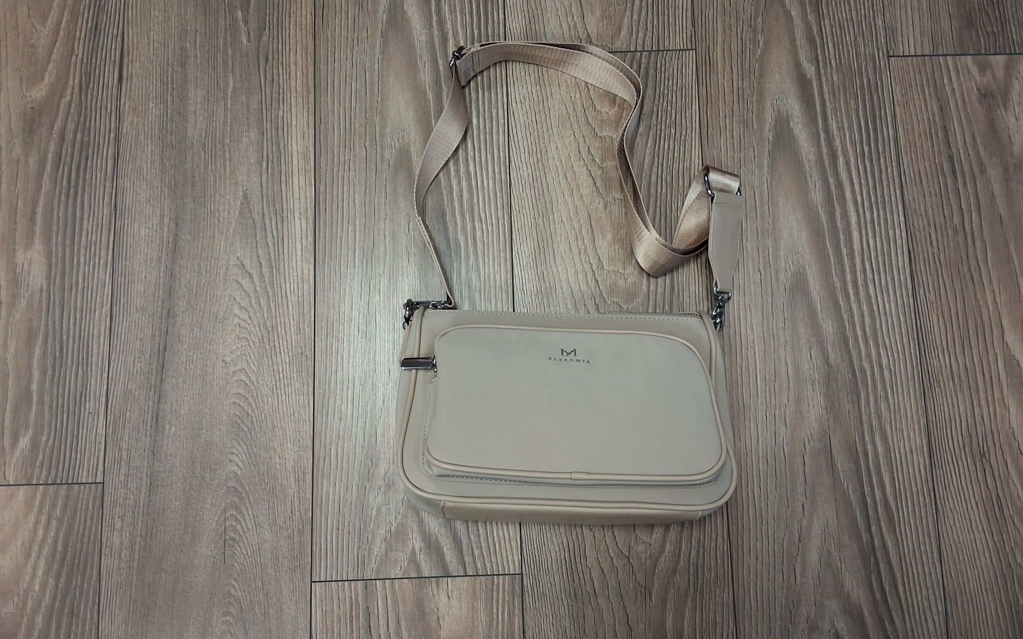 crossover jellegű test táska CD-8376-1 beige