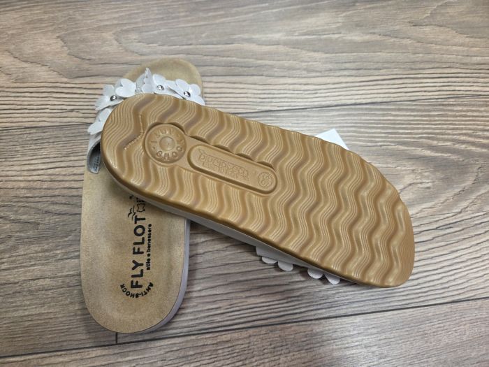 Női nyári papucs 77 K90 6C fehér large