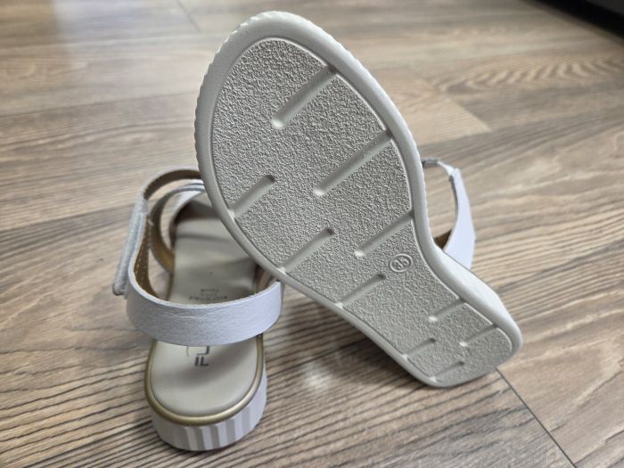 Női nyári bőr szandál 3311 fehér large