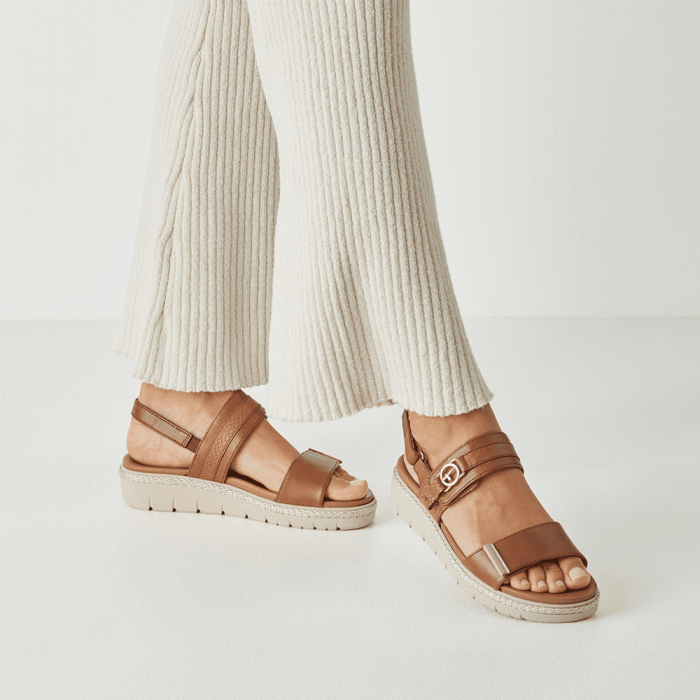 Tamaris szandál 1-28264-44 348 Cognac Leather large