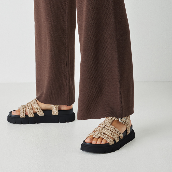 Tamaris szandál 1-28402-46 400 Beige large